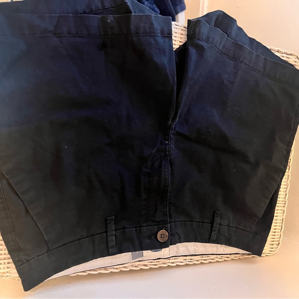 Black old navy shorts